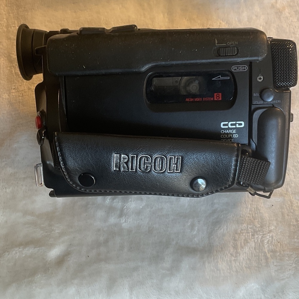 R-86S Super Video Camera vintage - Picture 2 of 3